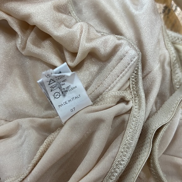 Lisanza Bodysuit Sz 3 - Picture 11 of 15